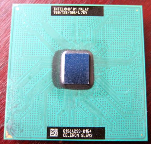 Socket370_Celeron_2_1.jpg