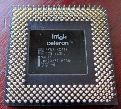 Socket370_Celeron_PPGA_2.jpg