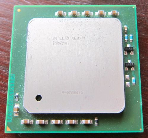 Socket604_Xeon_Prestonia_1.jpg